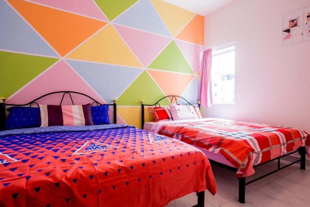 Icolor Home & Stay Ch6 Тана Рата Екстериор снимка