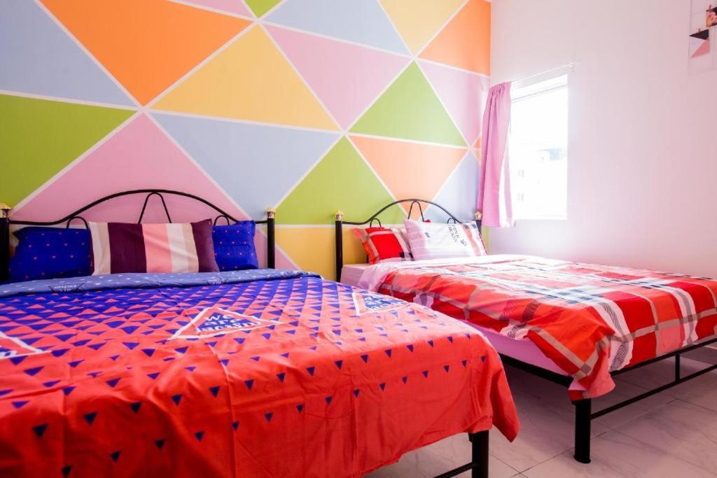 Icolor Home & Stay Ch6 Тана Рата Екстериор снимка